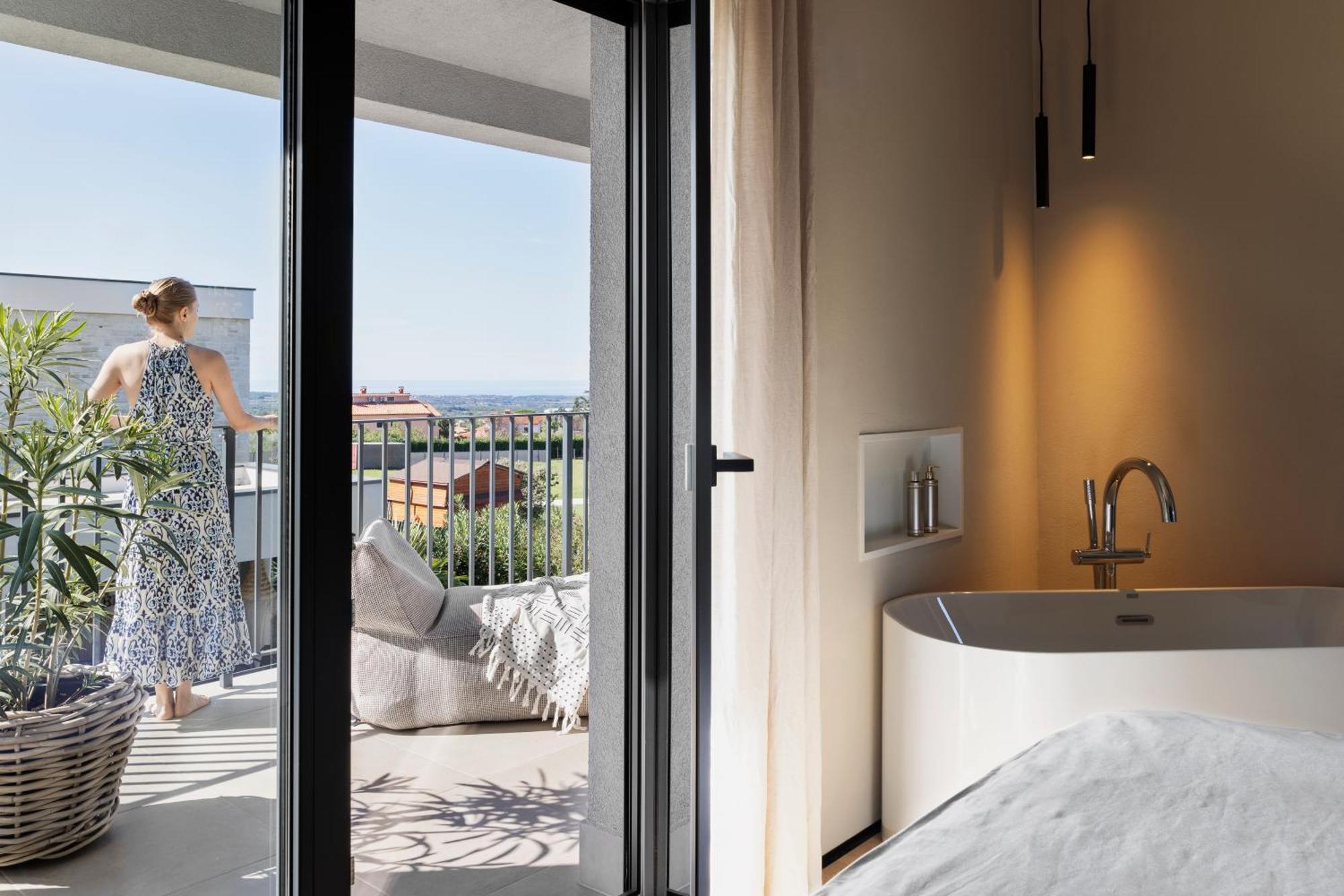 Villa Bewegte Berge Kaštelir エクステリア 写真